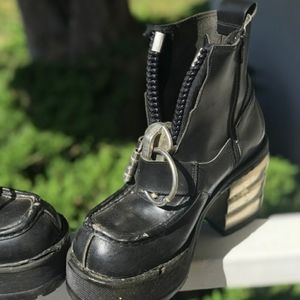 VTG El Dante's Platforms w/Oversized Zipper sz.8